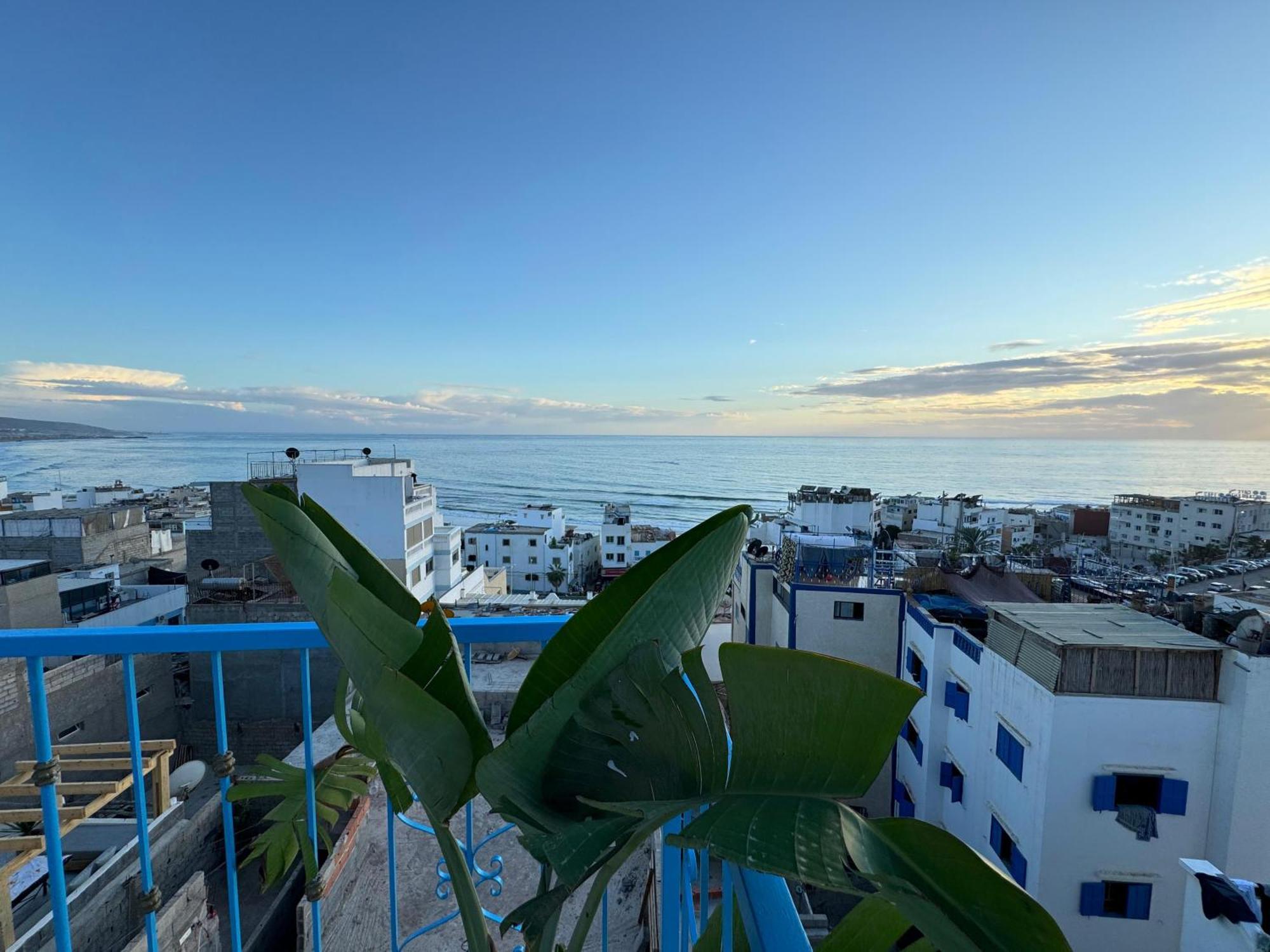 Jada Surf House